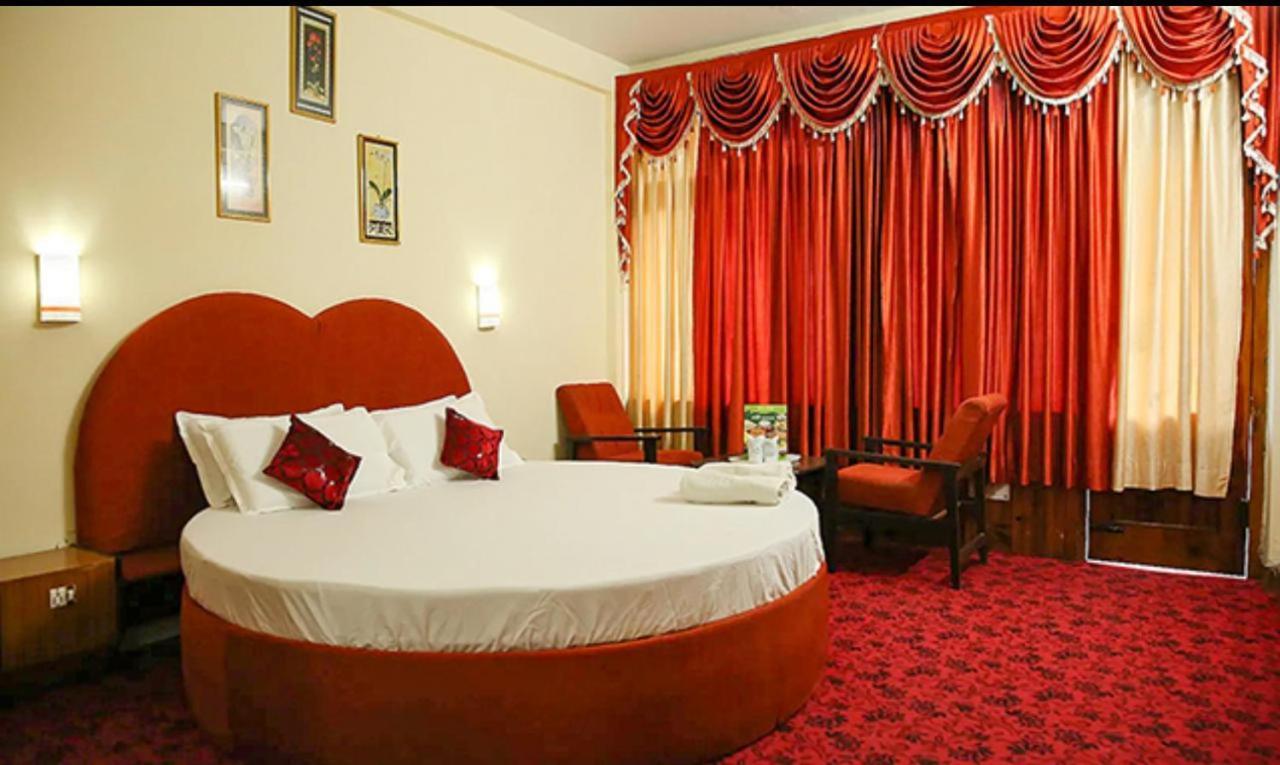 Mha Hotel Ever Green Manali Екстер'єр фото